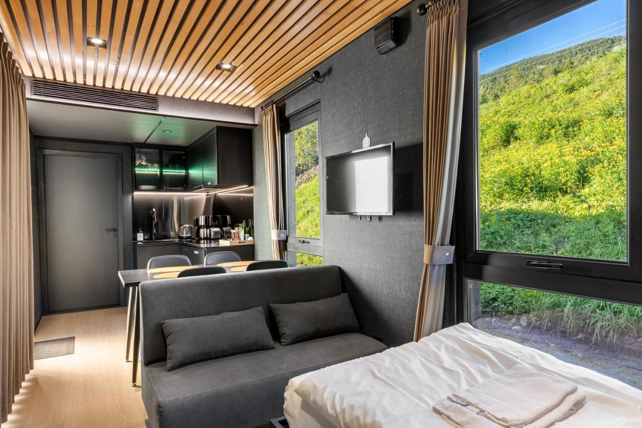 Sogndal Fjordpanorama Villa Exterior photo